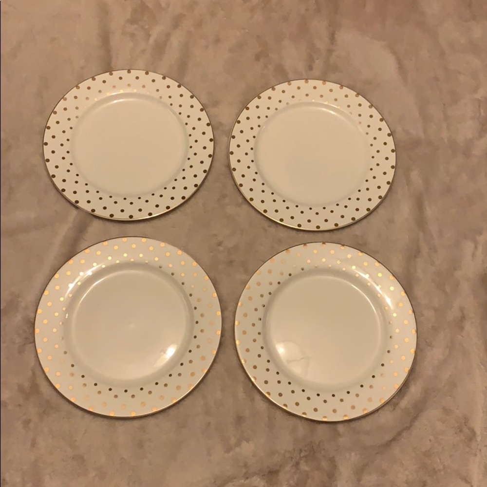 Set of 4 plates